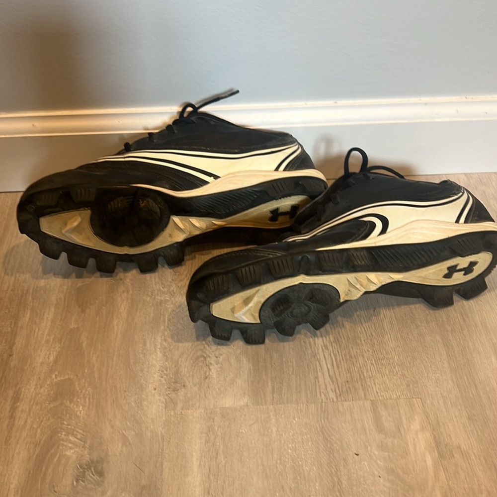 Cleats - Picture 2 of 3